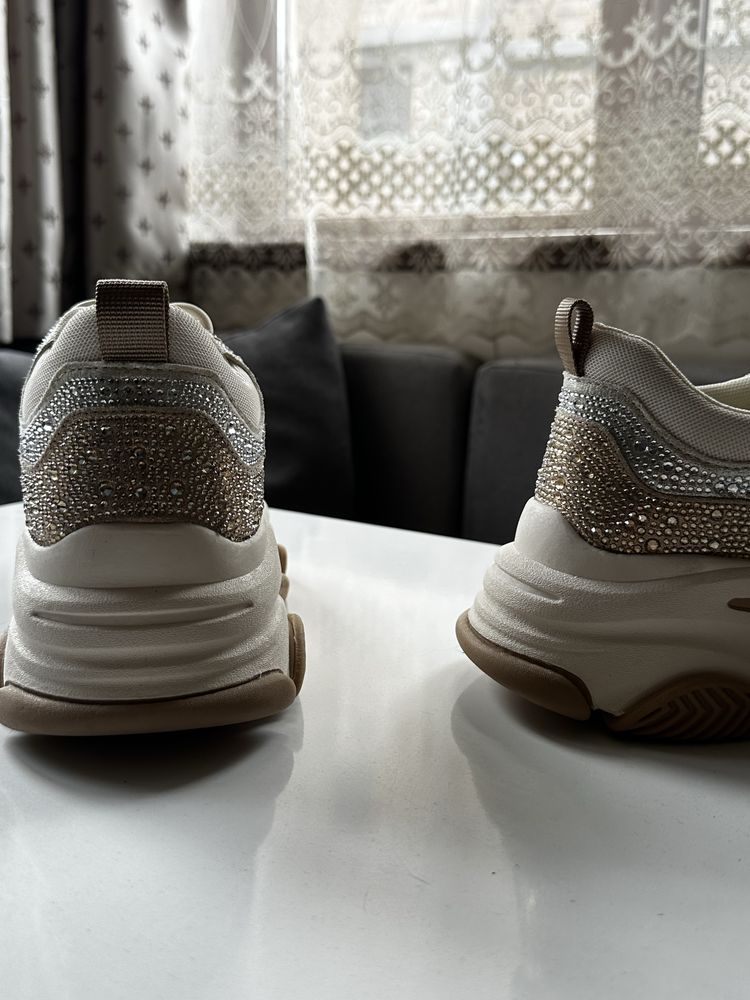 Обувки Steve Madden
