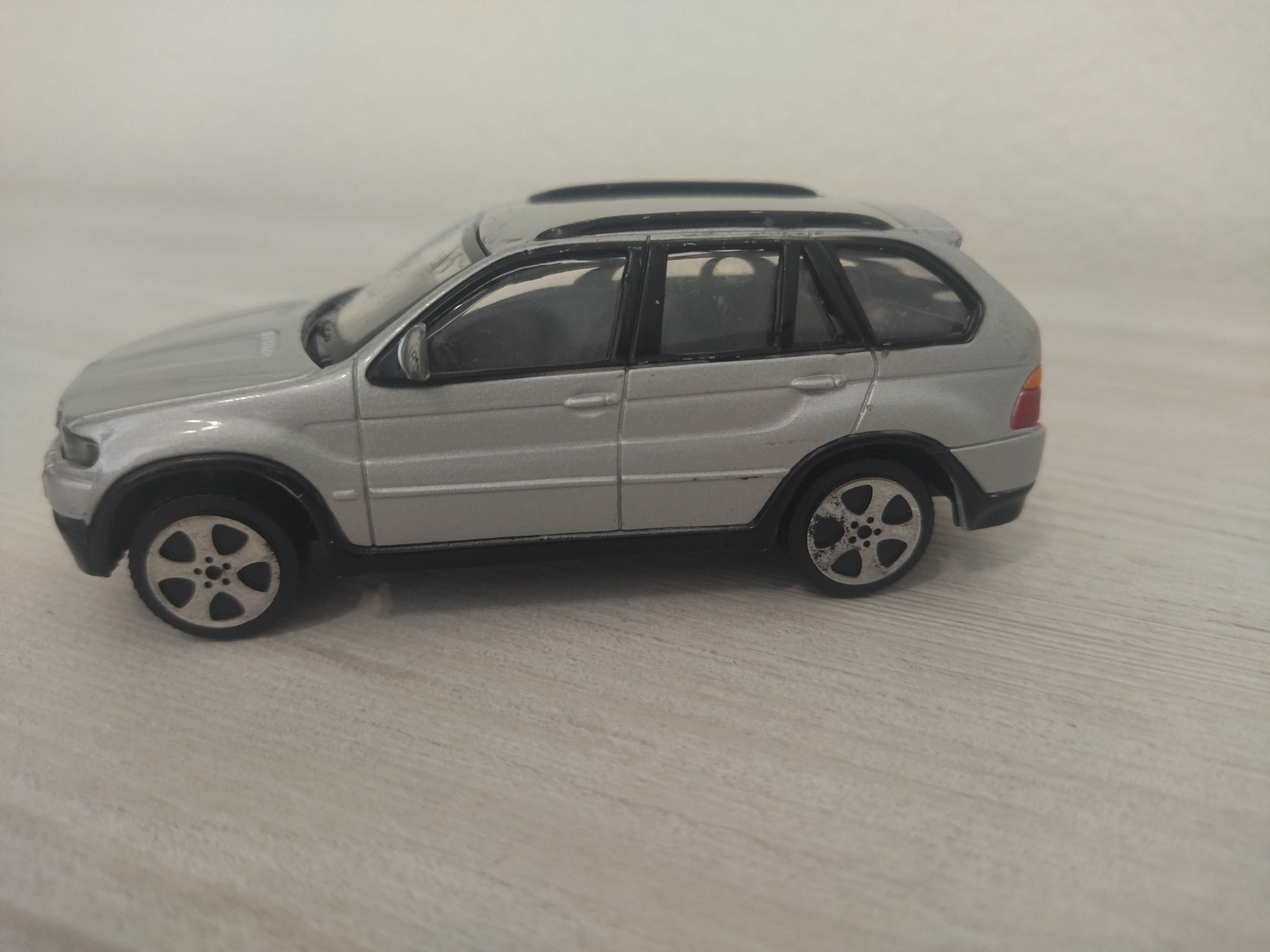 Метална количка BMW X5 !!!