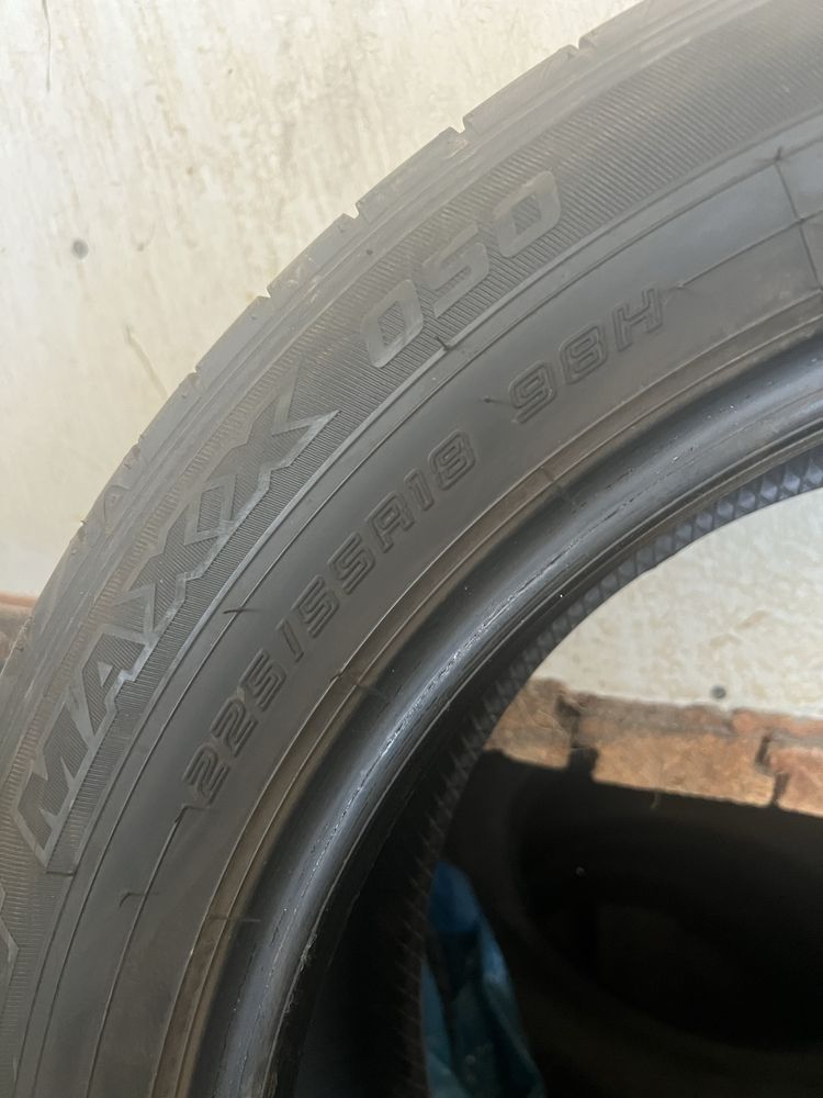 Vand anvelope vara Dunlop SP Sport Maxx 050 225/55 R18 98H