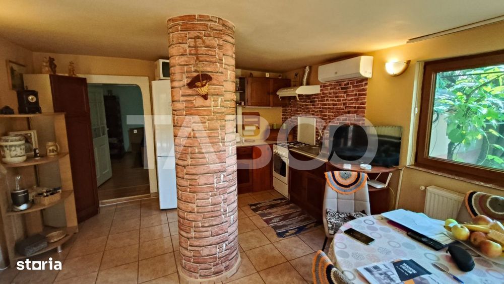 Casa de vanzare in Sebes zona semicentrala