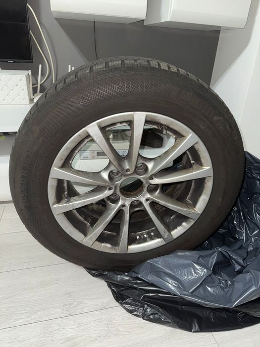 Jante și cauciucuri BMW R16