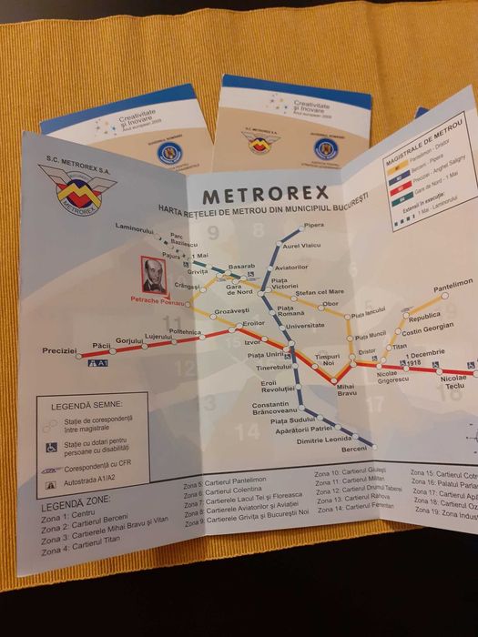 Pliante de la redenumirea unor stații ale Metroului bucureștean (2009)