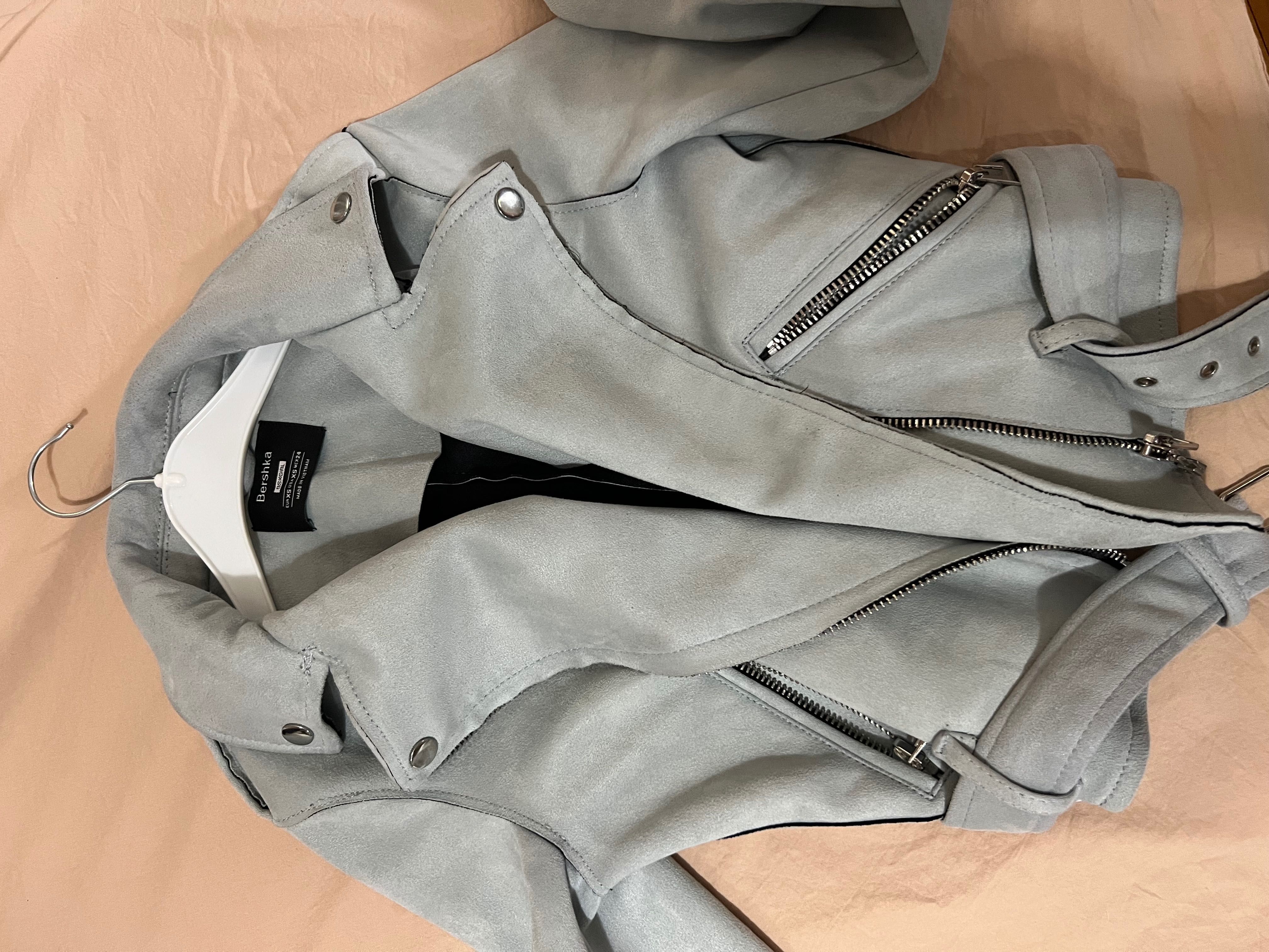 Дамско късо велурено яке Bershka