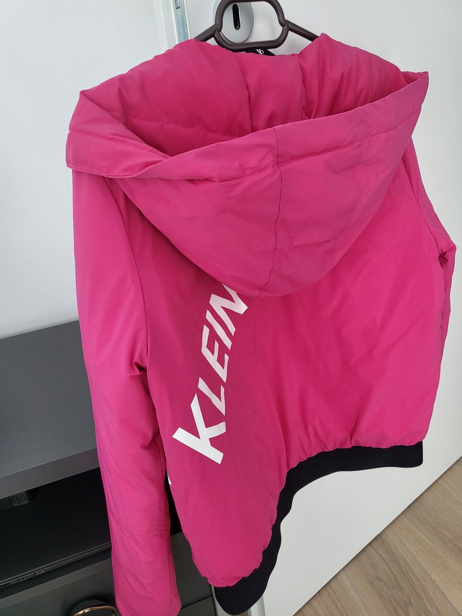 Geaca originala Calvin Klein , roz , mărimea S