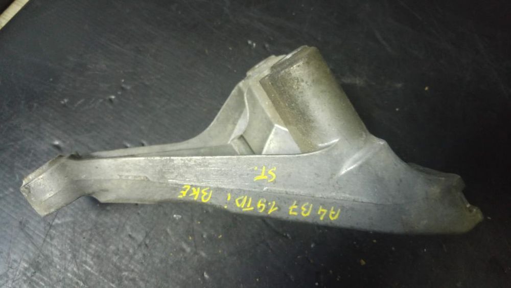 Suport motor 1.9 tdi bke audi a4 b7 2004-2008 8e0199307s