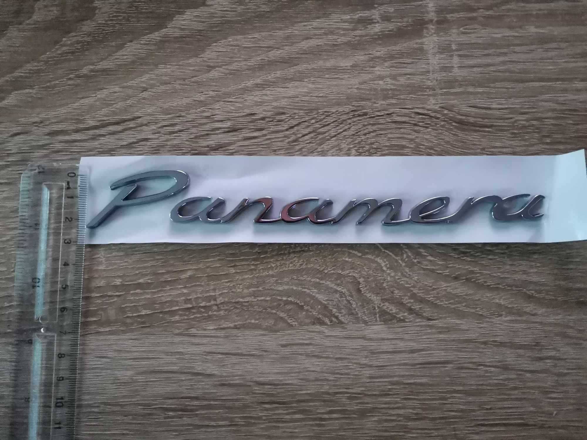 Порше Porsche Panamera сребрист надпис емблема