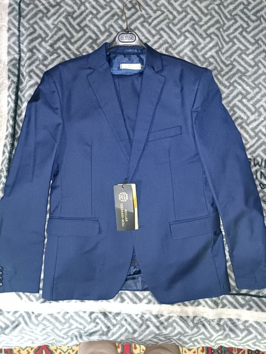 Школьный костюм на мальчика. Синий.