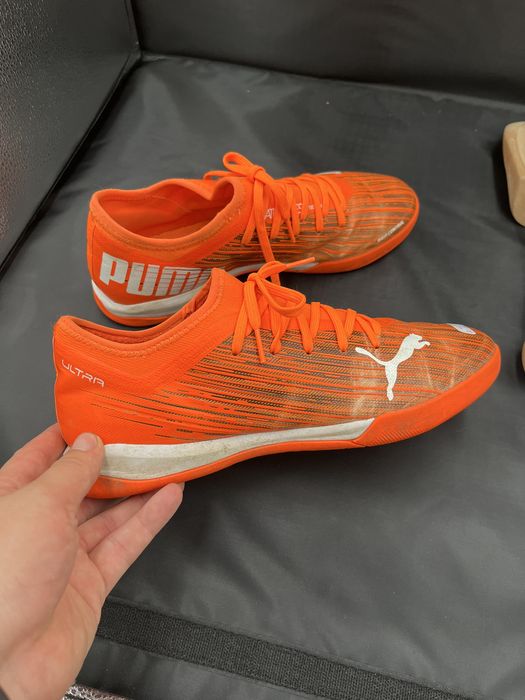 Ghete de fotbal puma
