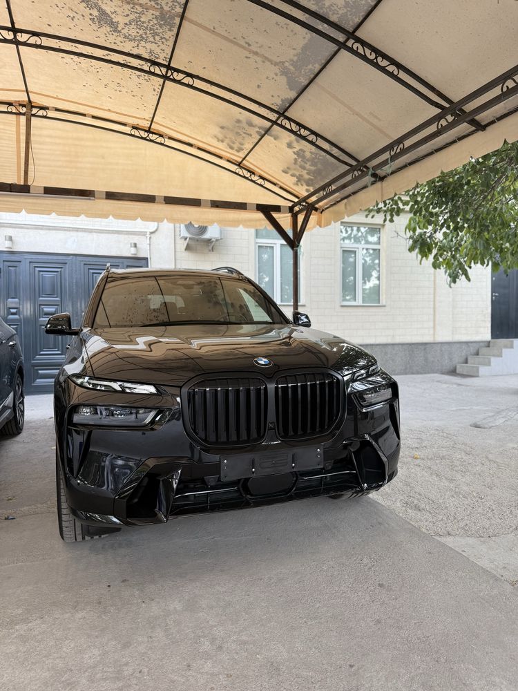 Krassover: BMW X7 Xdrive 40i full 2025 fecelift