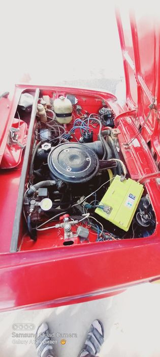 Ваз 2103 сотилади 
Матор 06 мой йемайди ходовой коро