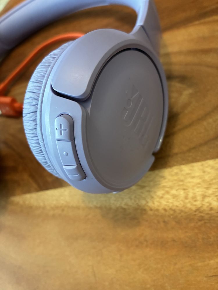 Безжични слушалки JBL