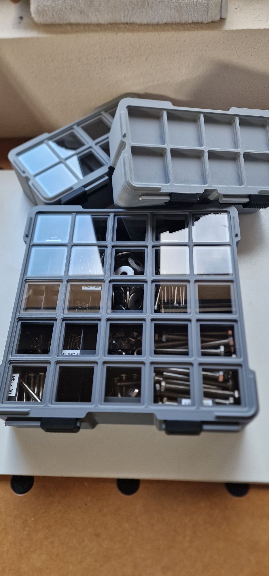 Cutii GRIDFINITY si cutiute organizare sertare si truse Bosch Festool