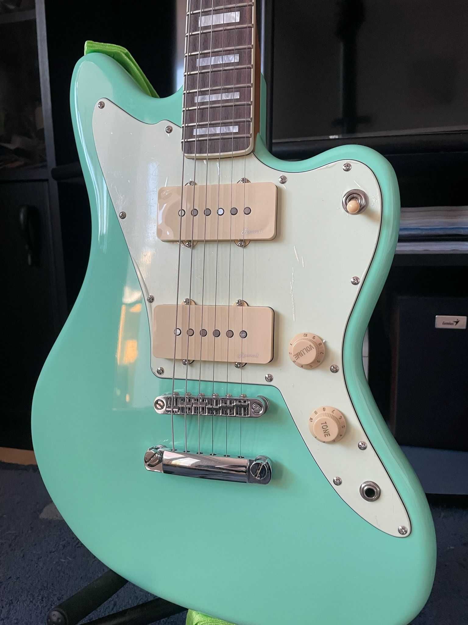 Chitară nouă Harley Benton JA-60CC Seafoam Green plus accesorii