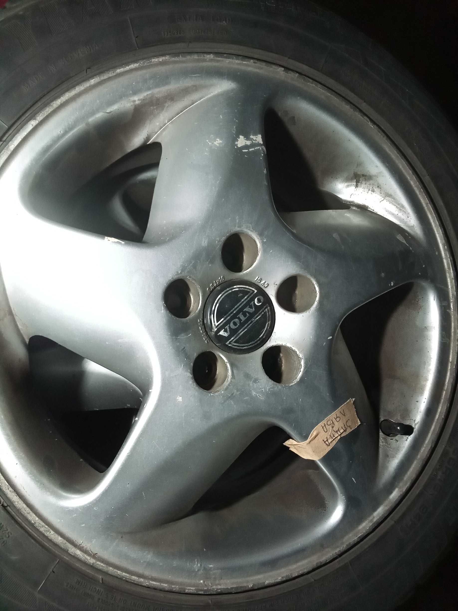 Зимни гуми и алум джанти 205/55R16