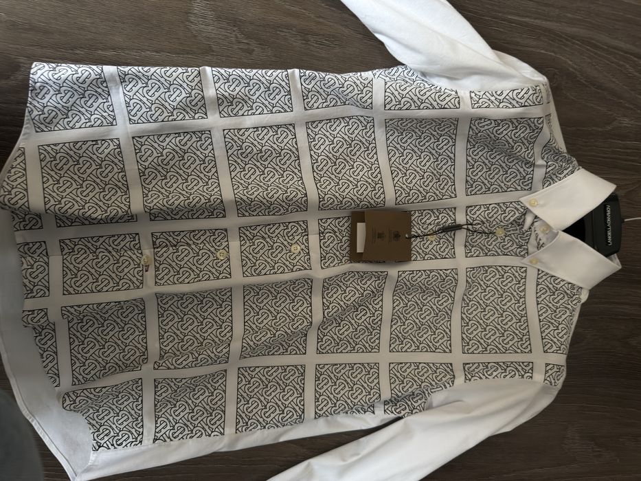 Camasa burberry noua cu eticheta