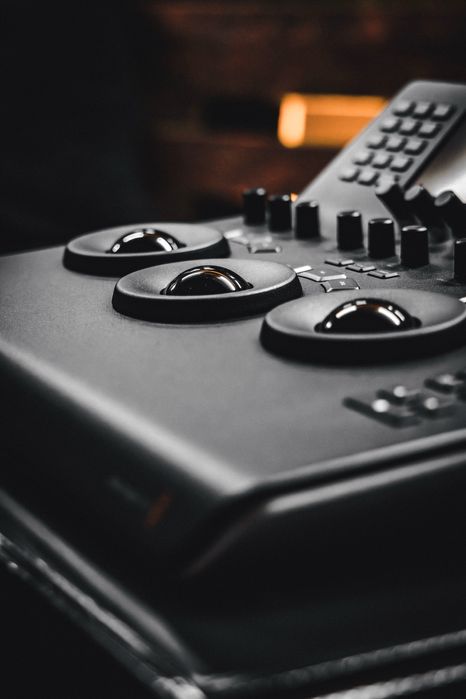 DaVinci Resolve Mini Panel
