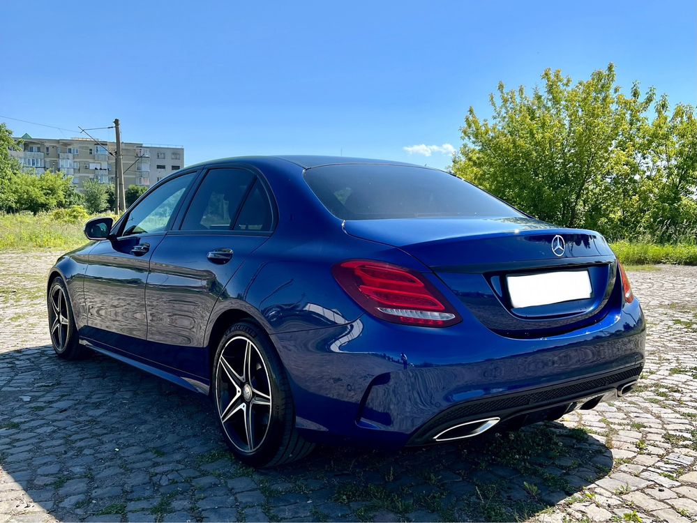 Mercedes-Benz C 200, AMG-Line, Pano, Burmester, Airmatic, 7G-Tronic