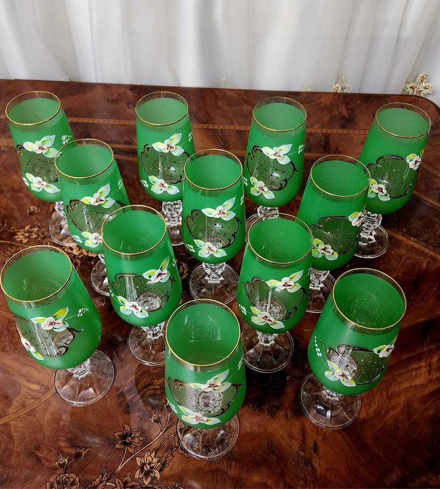 Богемия. Большие фужеры 12 штук. Чехословакия. Дёшево !