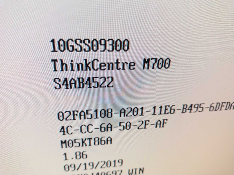 Lenovo ThinkCentre M700 i5 6400 , ssd 256, 4gb ram