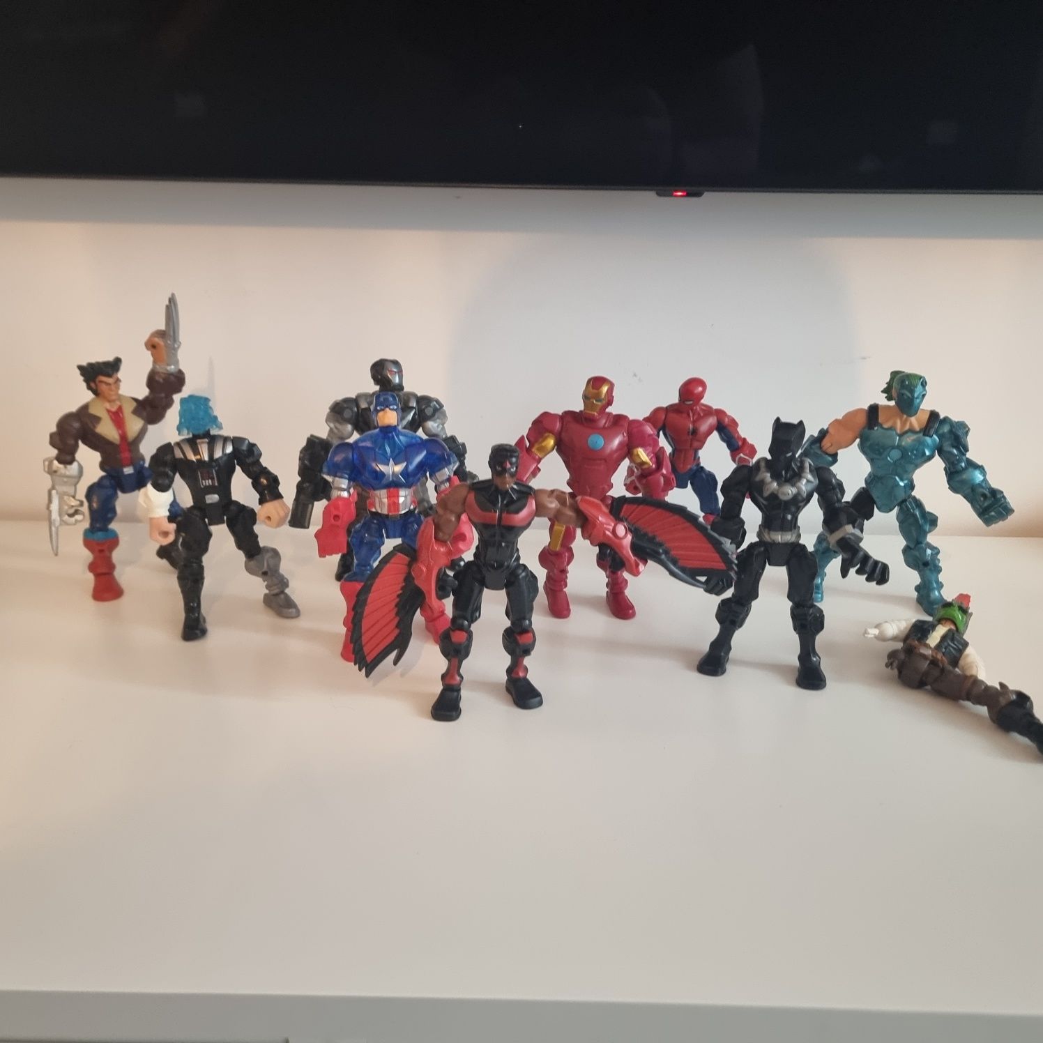 Super eroi, Black Panther, Spiderman, IronMan, Darth Vader, Xmen, etc