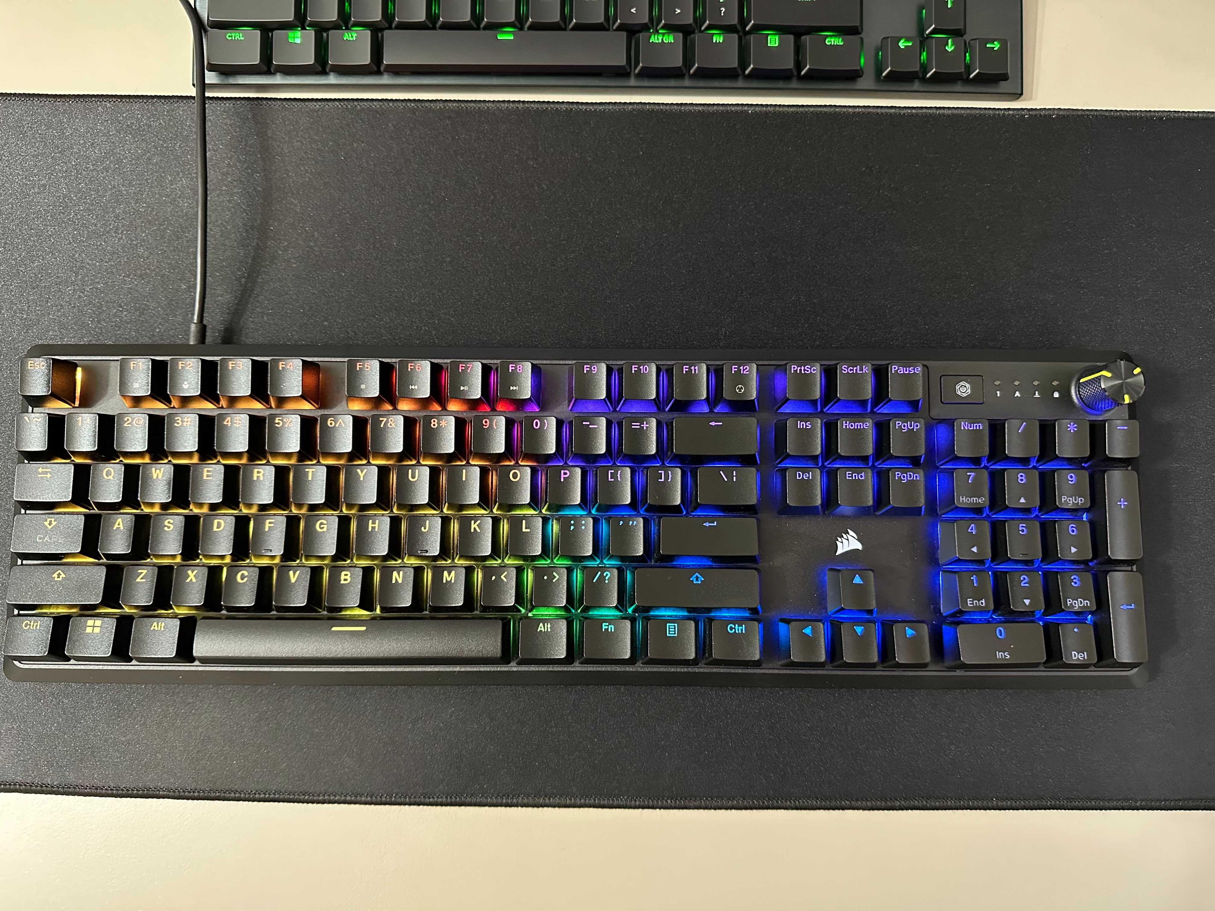 Tastatura mecanica Corsair K70 CORE, red switches, RGB