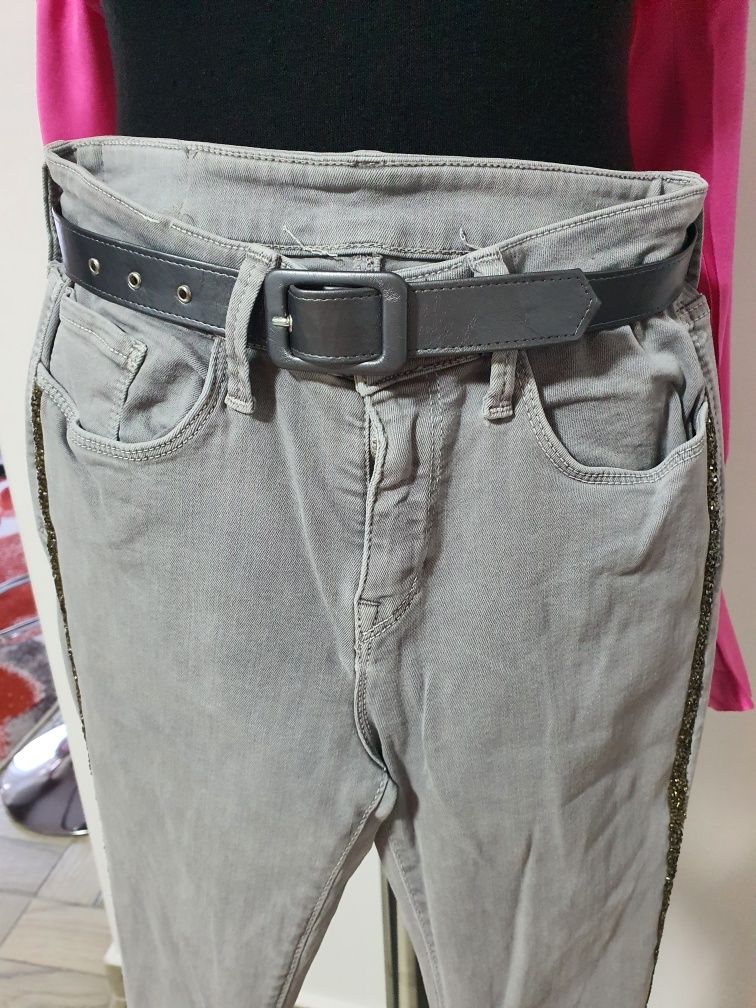 Denim Zara Basic, jeans cool cu benzi laterale aurii cu pietricele
