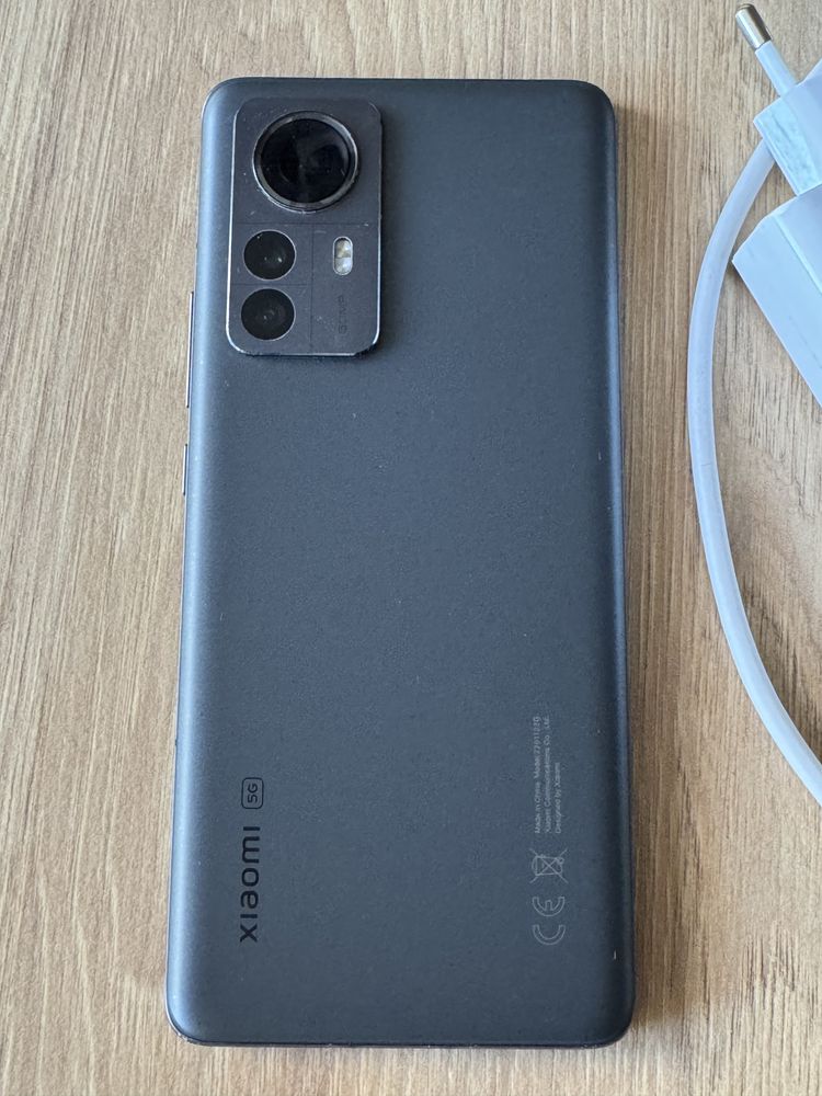 Xiaomi 12 Pro – 256GB – Мощен, бърз и надежден