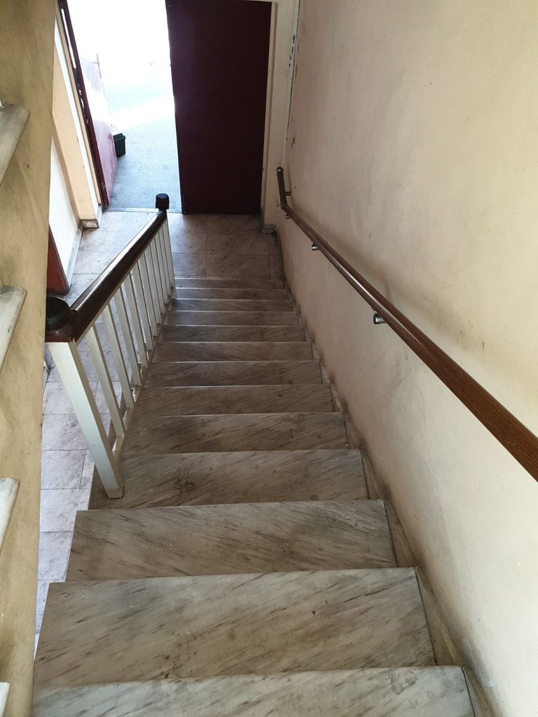Продава се Промишлена сграда в с. Енина, Област Стара Загора - 750 кв.м за 694 €/кв.м - Снимка #1