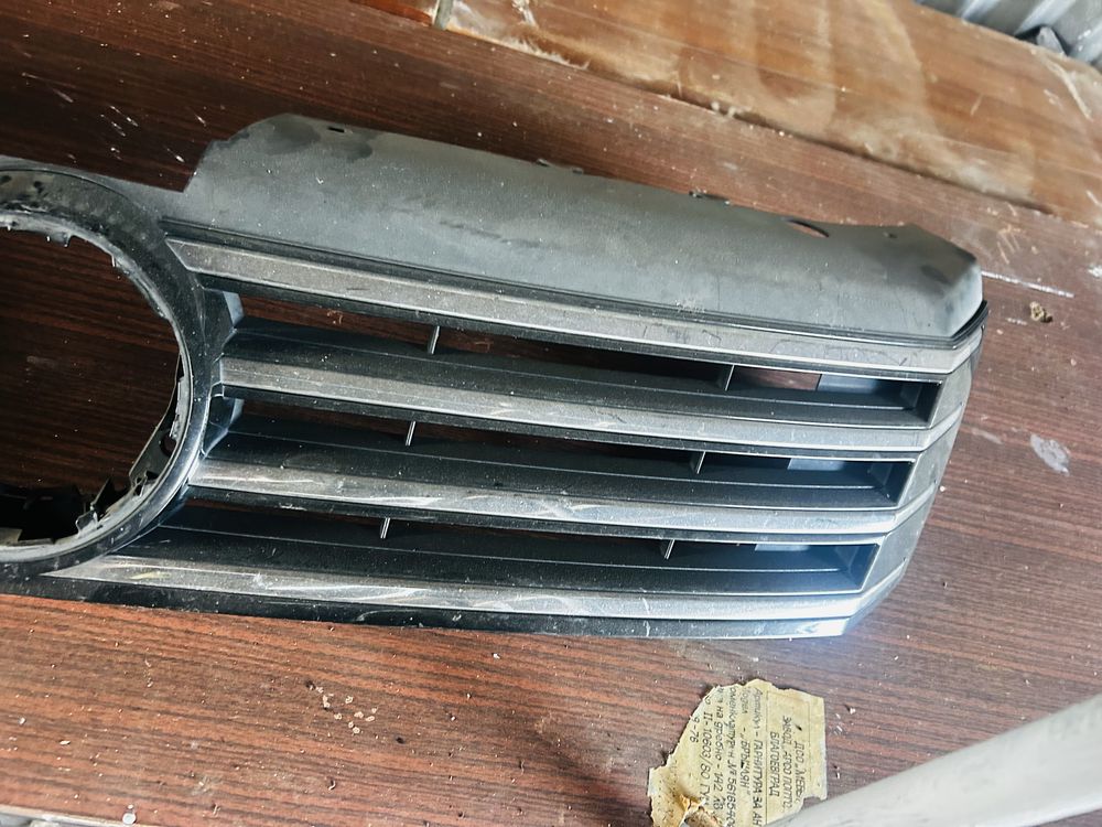 Предна Решетка за VW Passat b7
