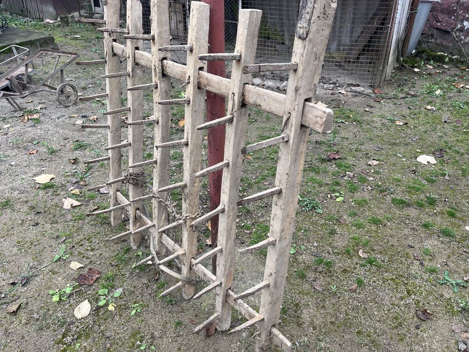 Plug, grapa, prasitoare vechi