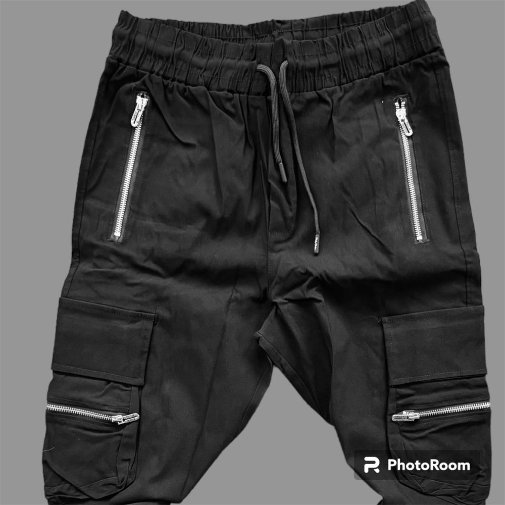 Pantaloni Made Society , calitate premium!