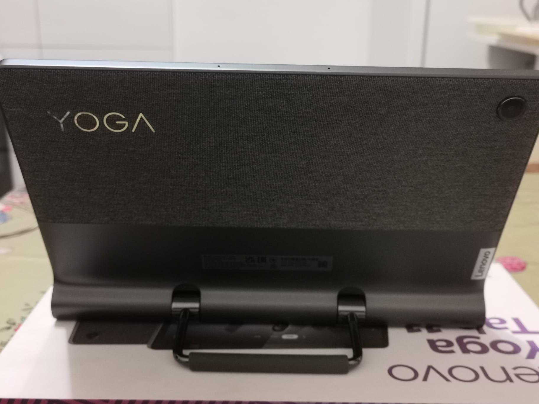 Vând Tableta Lenovo Yoga Tab 11