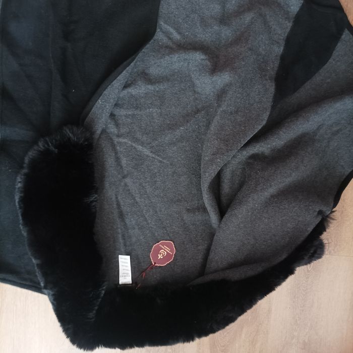 Alfredo Pauly пончо,наметало