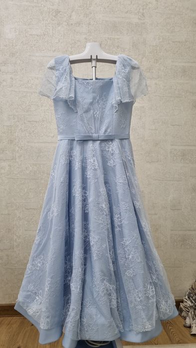 Вечернее платье миди