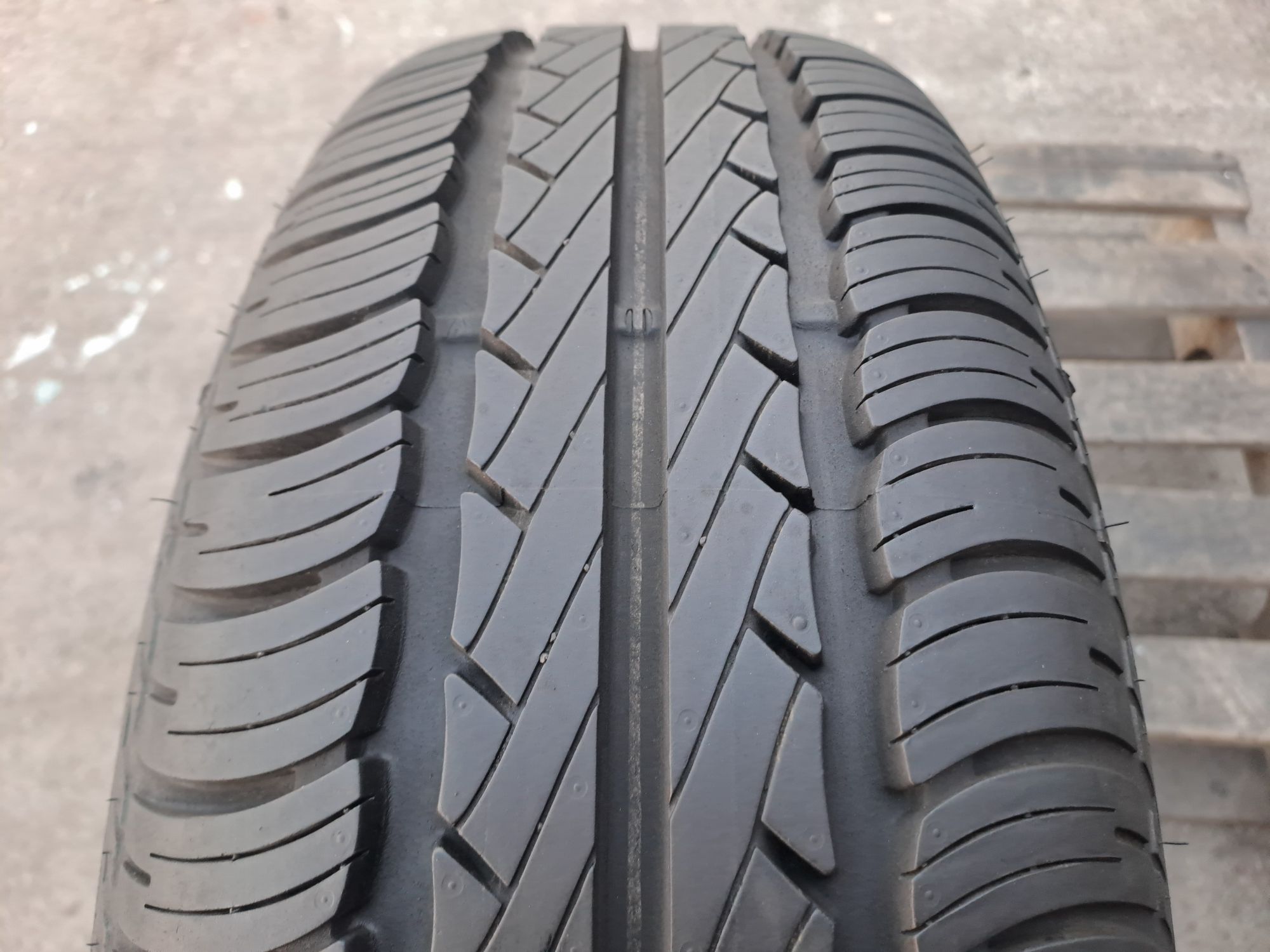 1бр. 195/65/15 Goodyear от резервна