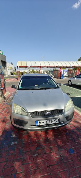 Vând Ford focus 1.6 16v ti-vct 115 cp
