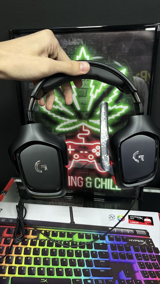 Наушники Logitech + подарок