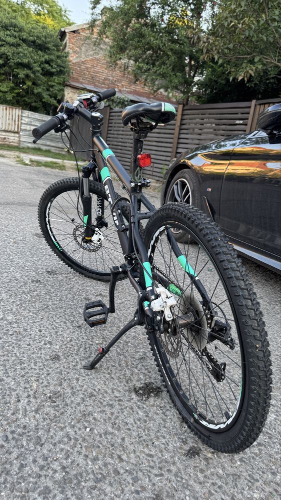 Bicicleta MTB B-twin Rockrider 700