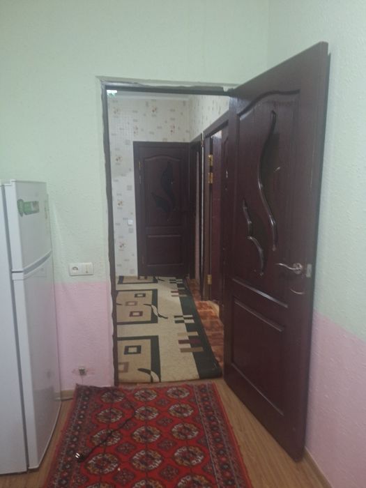 Квартира ижорага берилади 1этаж 2хоналик  Мезон маркет