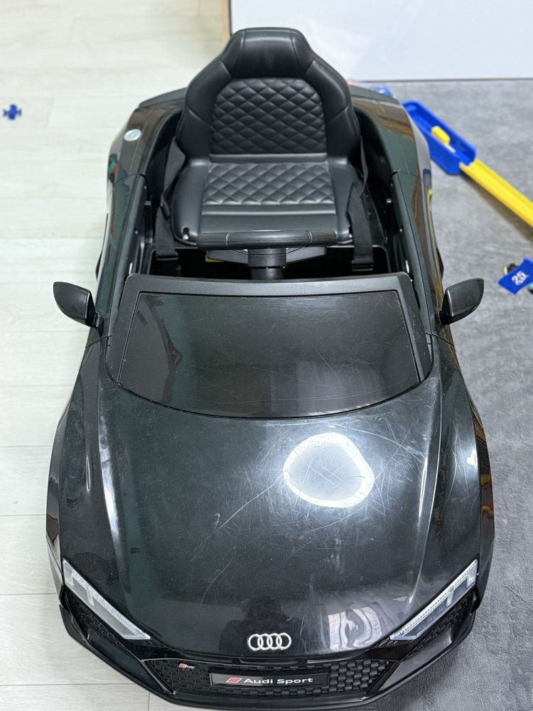 Акумулаторна кола audi