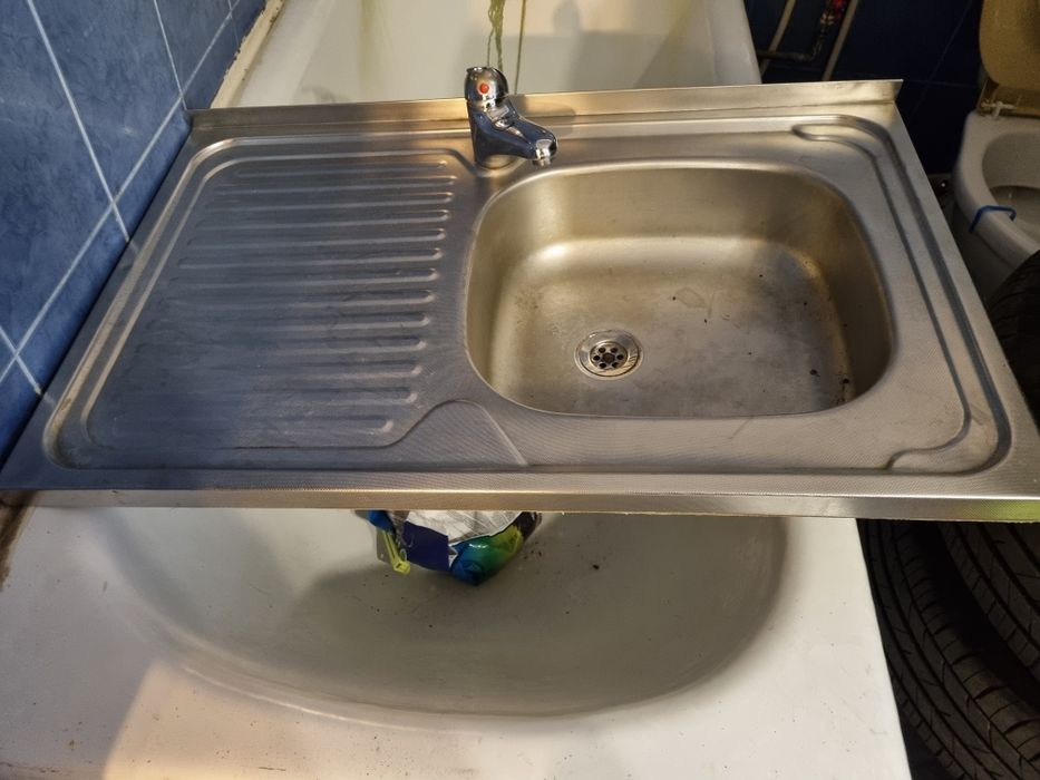 Chiuveta inox bucatarie cu baterie