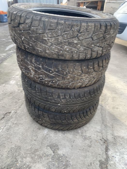Продам зимние шины