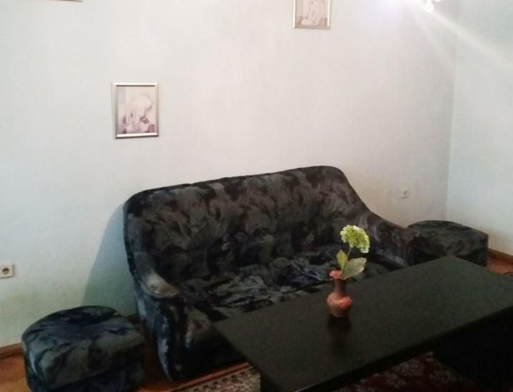 Дава се под наем Двустаен апартамент в София, Изток - 67 кв.м за 700 € - Снимка #1
