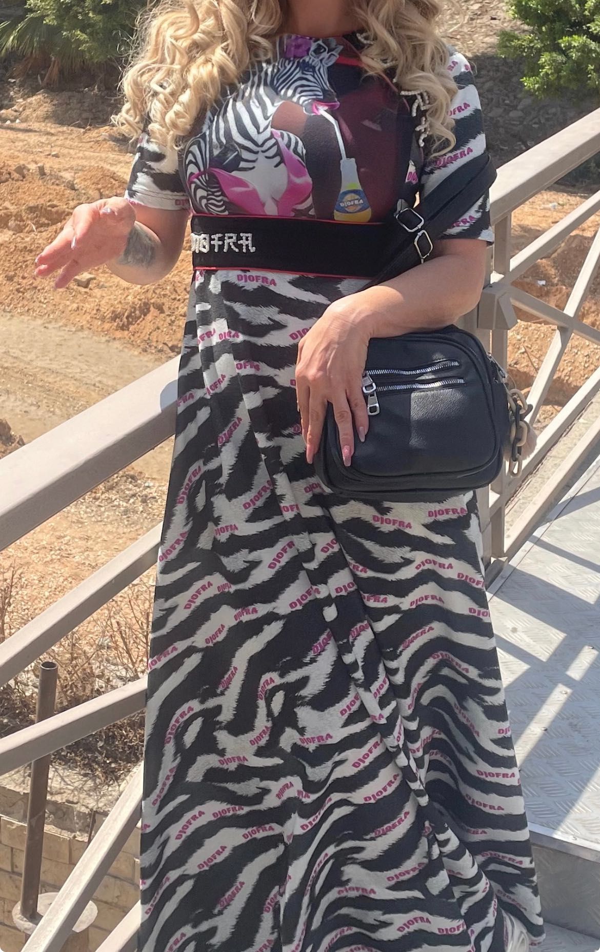 Елегантна рокля на DJOFRA