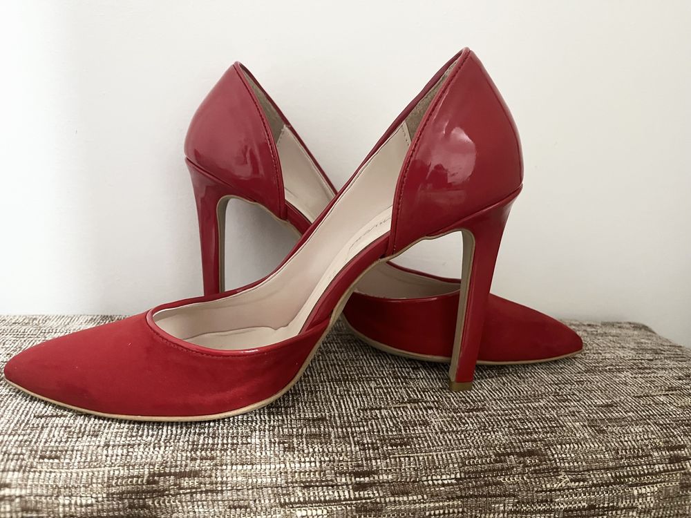 Pantofi stilleto rosii dama