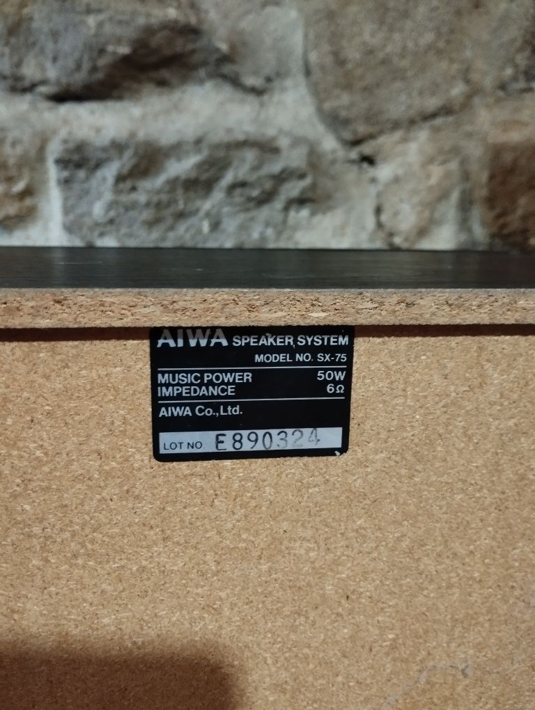 Продавам стерео уредба Aiwa Orijinal 450лв. С 4 тонколони
