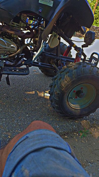 Vând atv 250 bashan