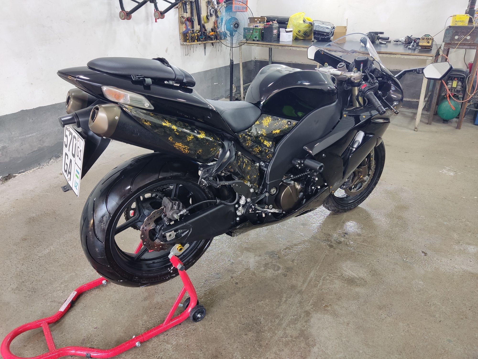 Kawasaki zx 10 r
