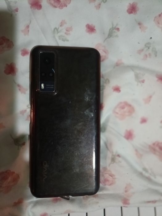 Продаю vivo Y53s  40 тысяч