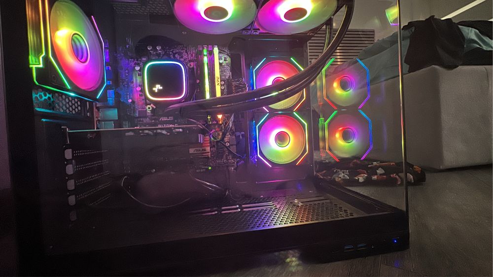 Pc gaiming cu widows